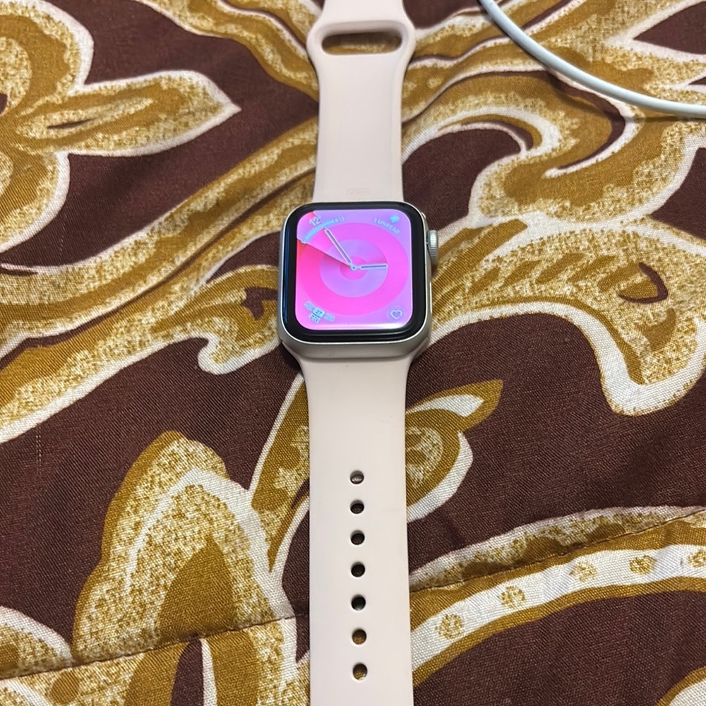Apple watch se new never use
